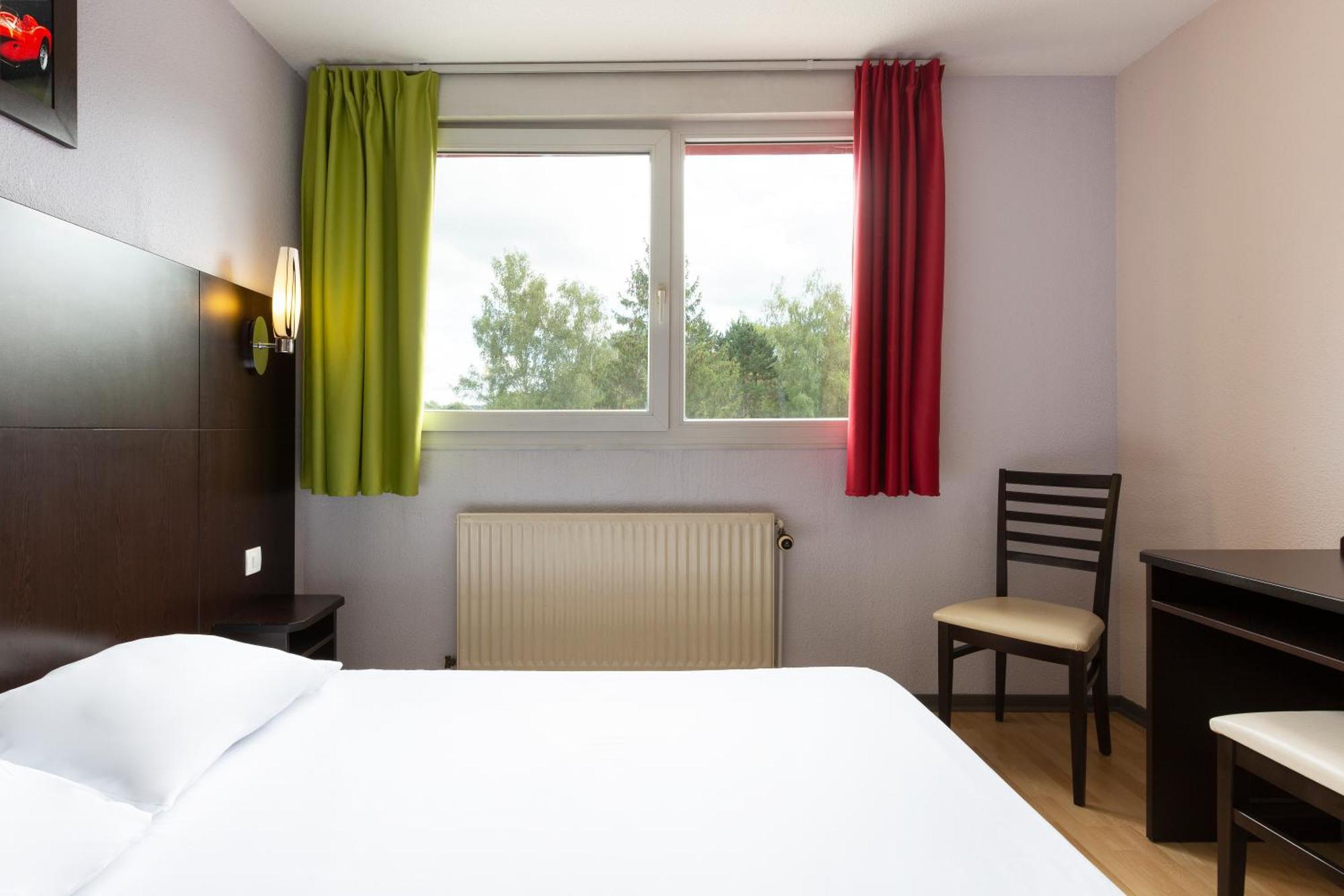 Enzo Hotels Bulgneville By Kyriad Direct Exterior photo